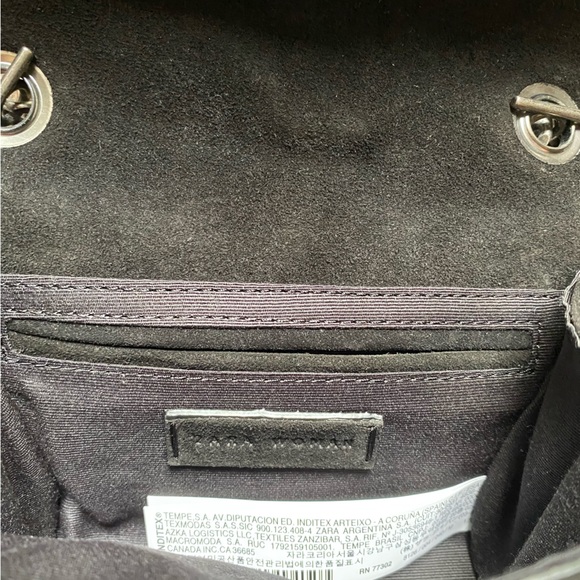 Zara Metallic Detail Leather Crossbody Bag. Black colour. - Picture 7 of 14